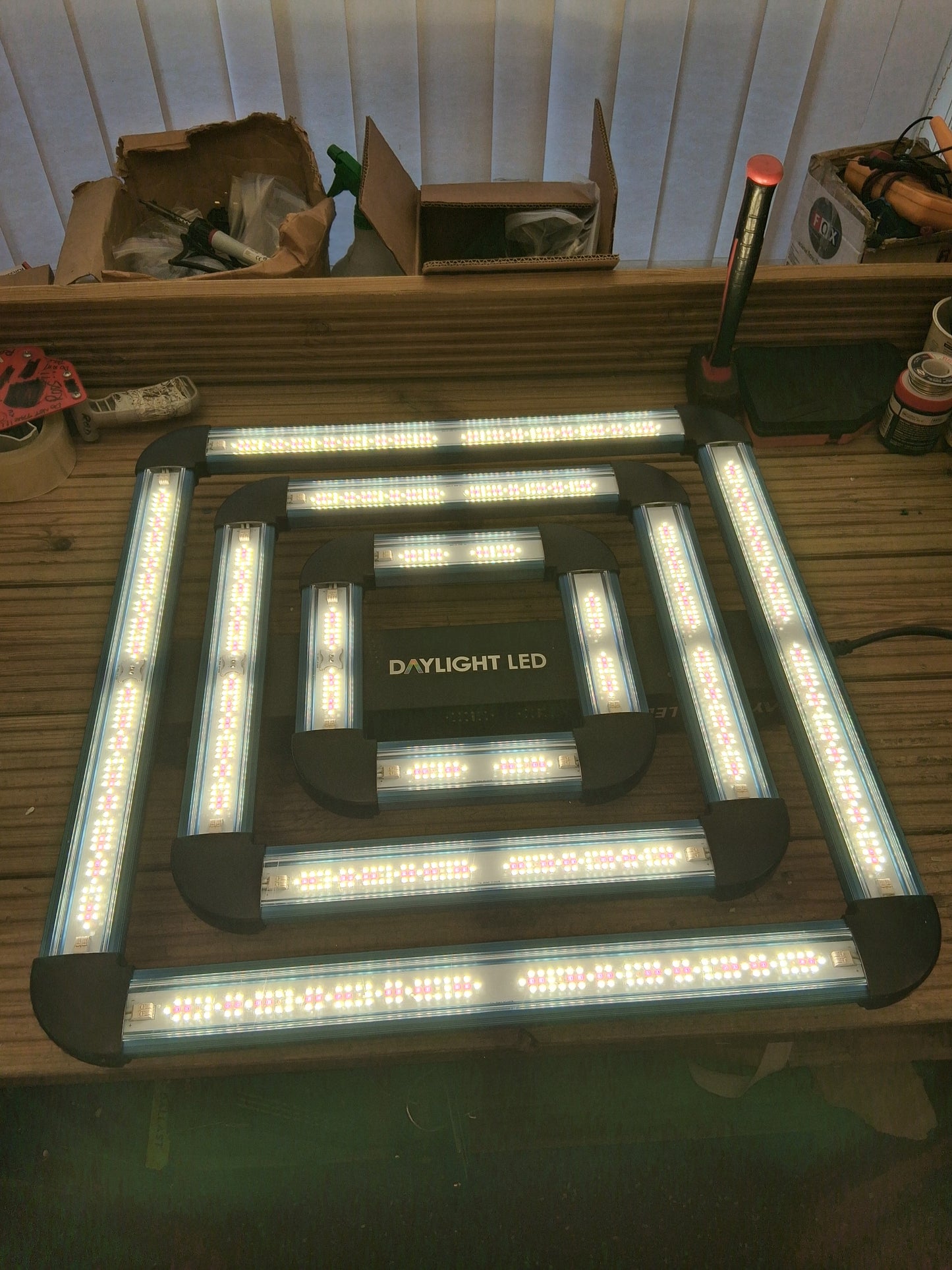 Refurbished Maxibright Daylight 300W 2.3 μmol/JLED Grow Light – Full Spectrum